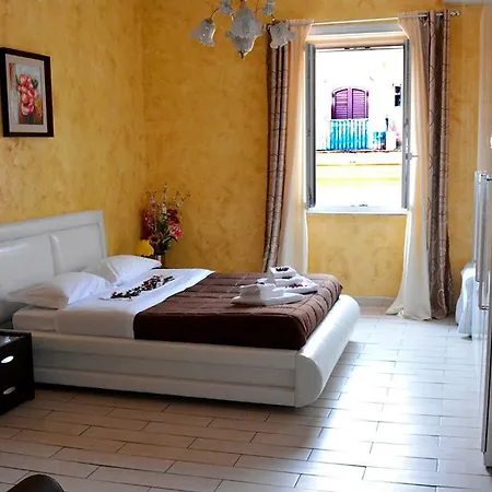 Gasthuis Vaticansky 4*